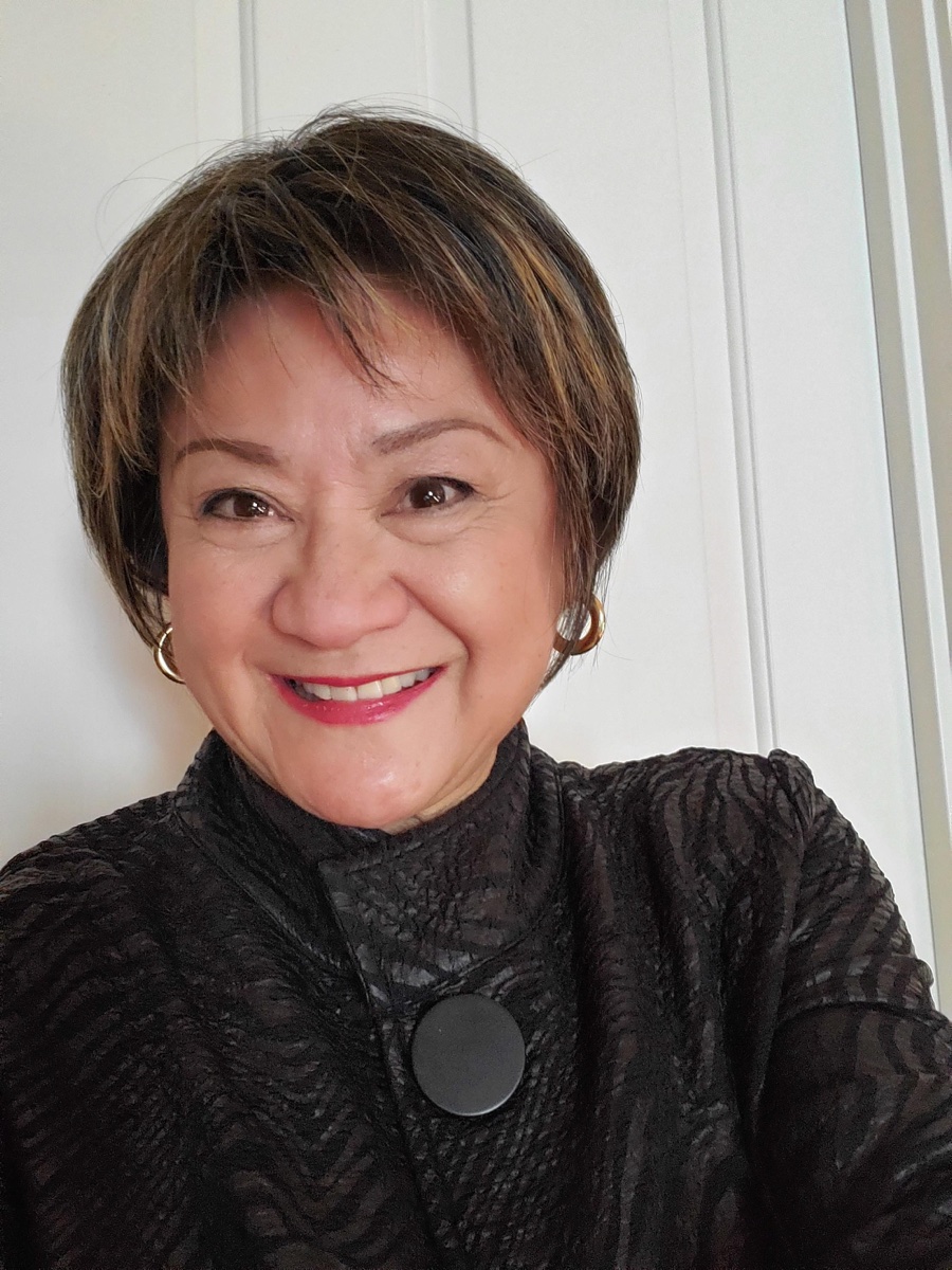 Suzette Martinez Standring